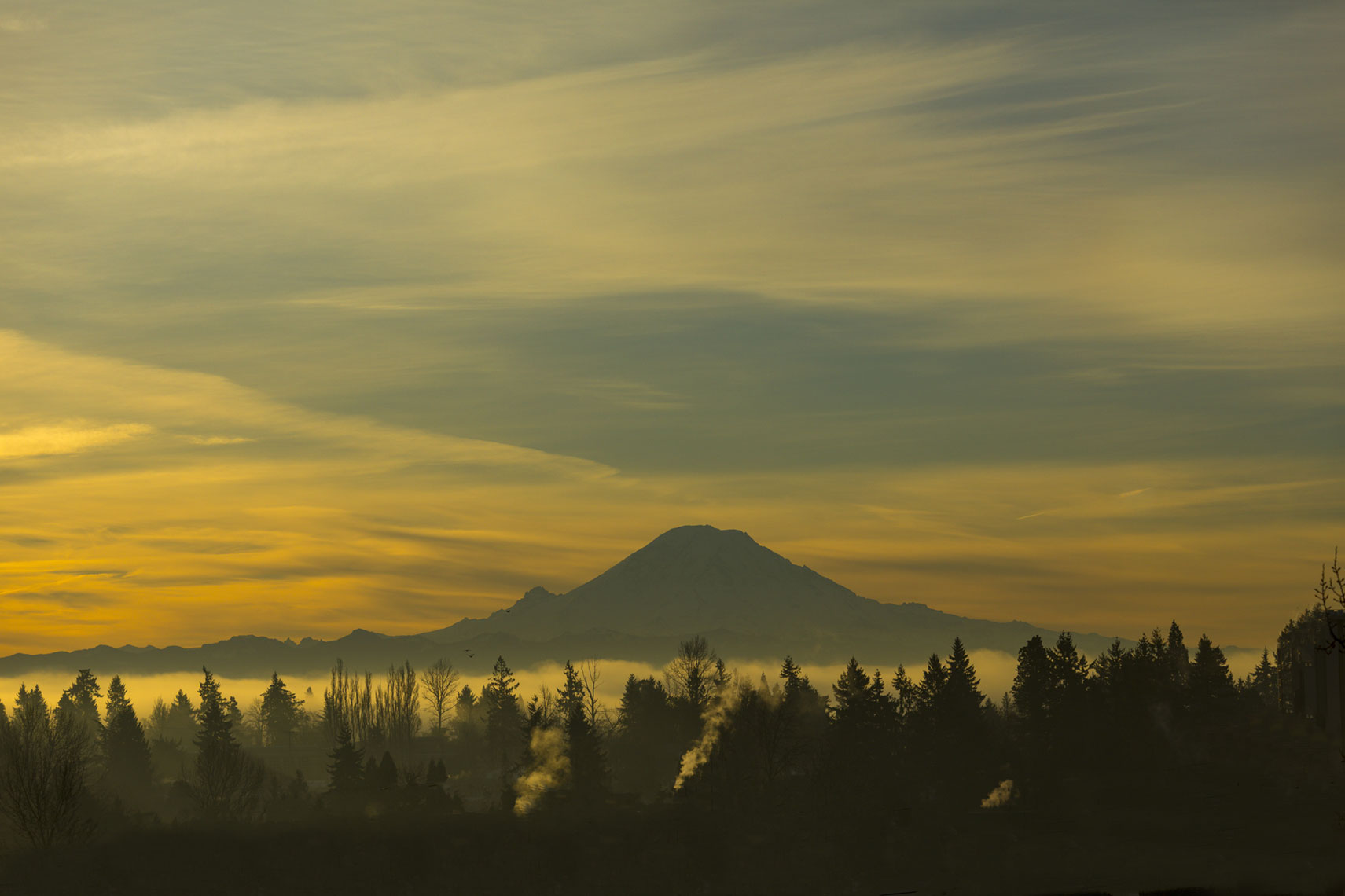 Seattle_014_MtRainerDusk_2943